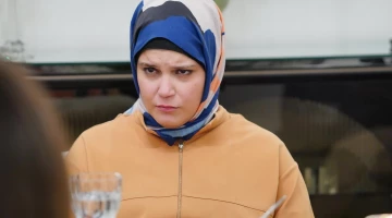 Кадр из Клюквенный щербет 100 серия