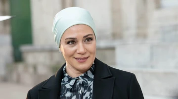 Кадр из Клюквенный щербет 121 серия